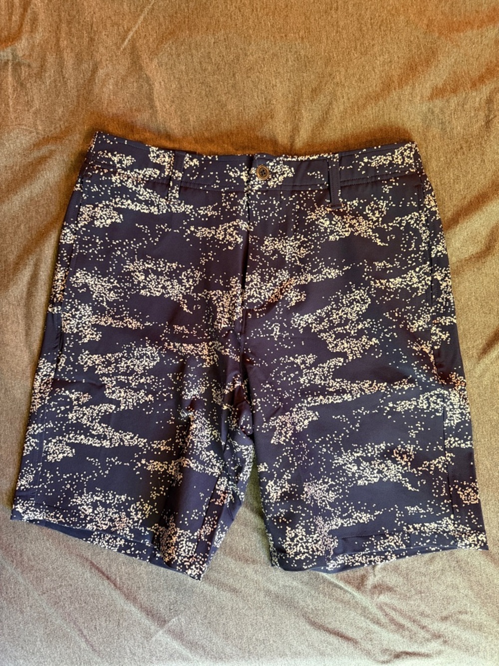 Under Armour golf shorts